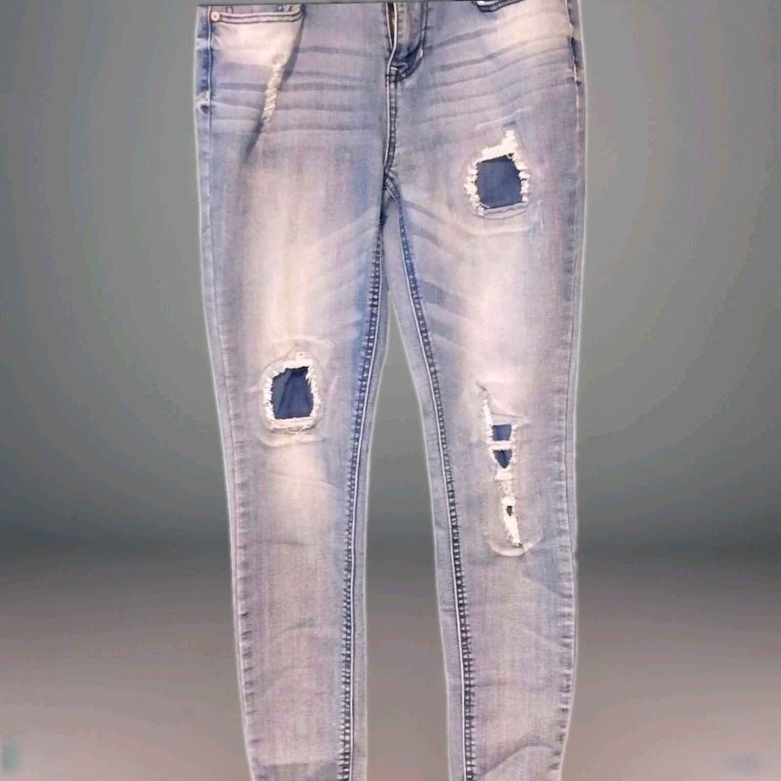 Hippie Laundry Mid Rise Skinny Light Wash Stretch Distressed Jeans, Juniors 7