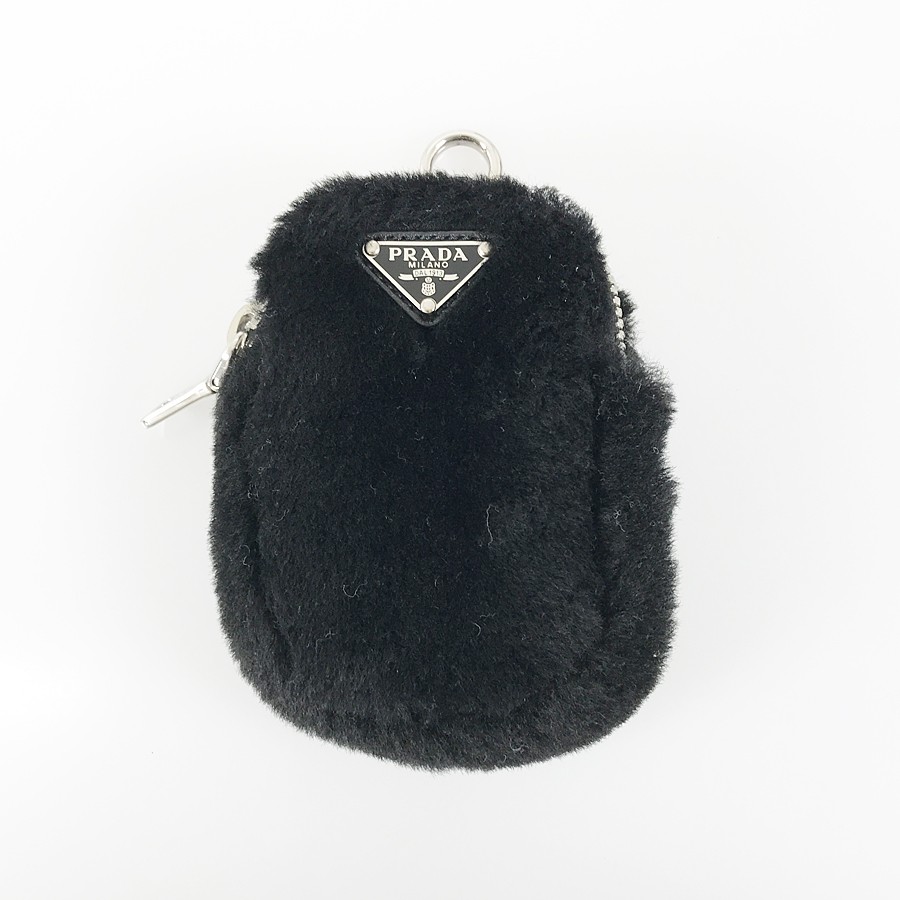 PRADA Re-Edition 2005 1BH204 Wool Shoulder bag