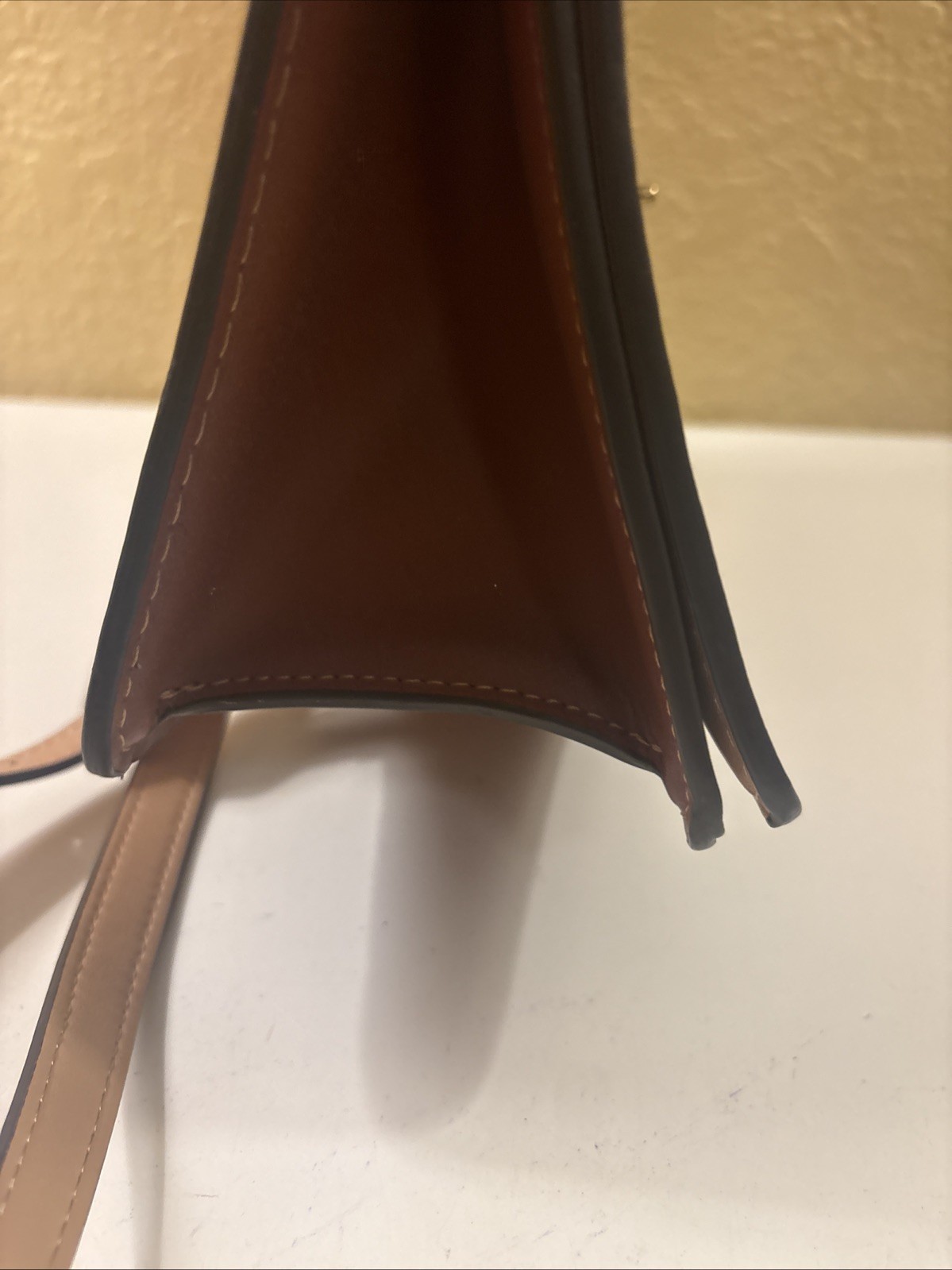 COACH WILLIS 2 Tone Brown LEATHER 2-WAY W HANDLE CROSSBODY BAG 10” Stain (o66