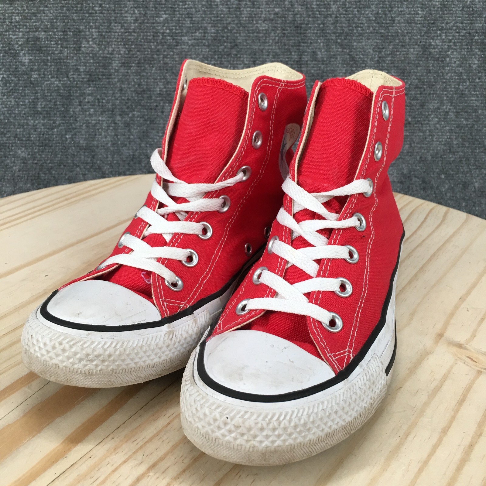 Converge Shoes Womens 8 CTAS Cap Toe Hi Top Sneakers W9621 Red Canvas Lace Up