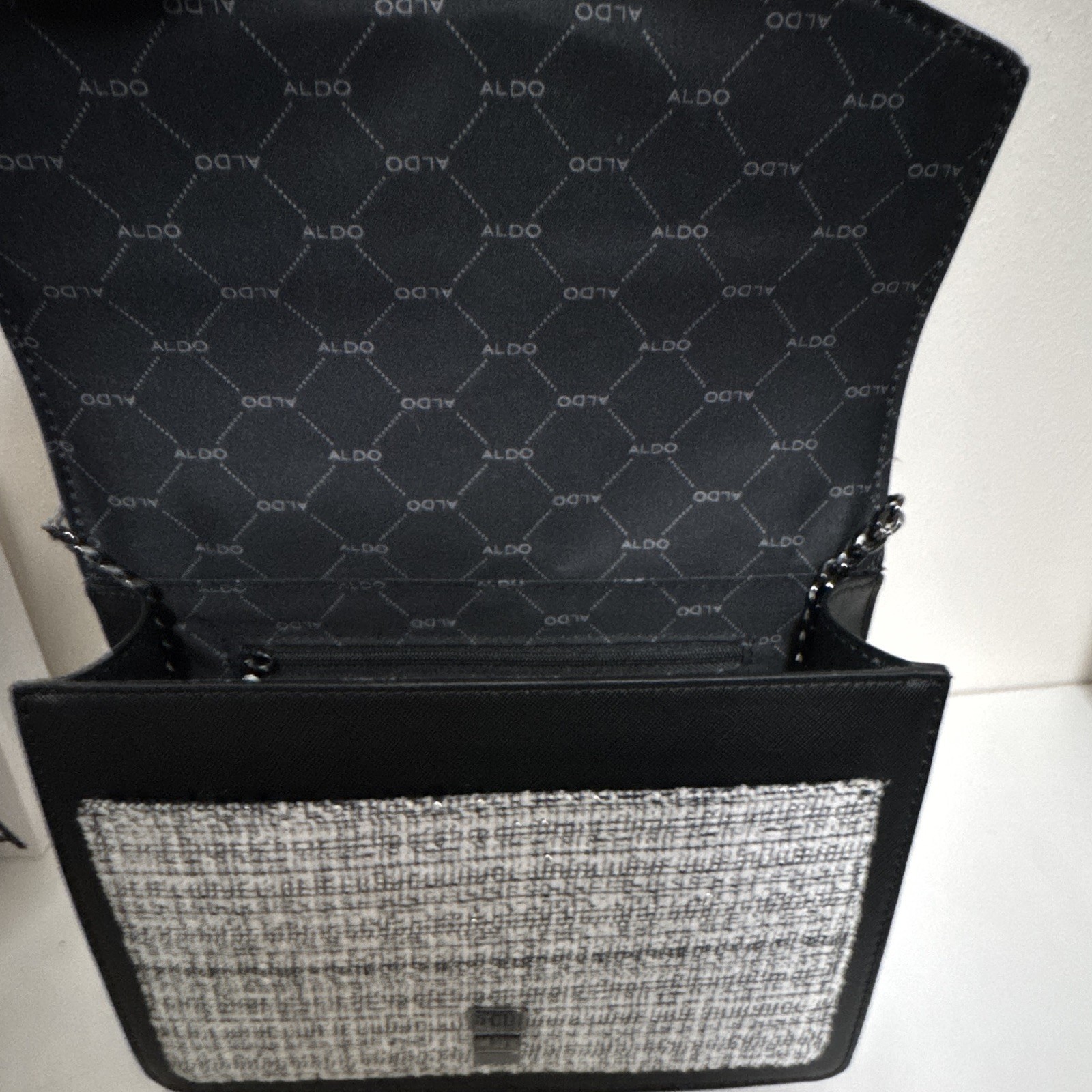 ALDO Black & White Chain Strap Flap Shoulder Bag Purse, Turn Lock