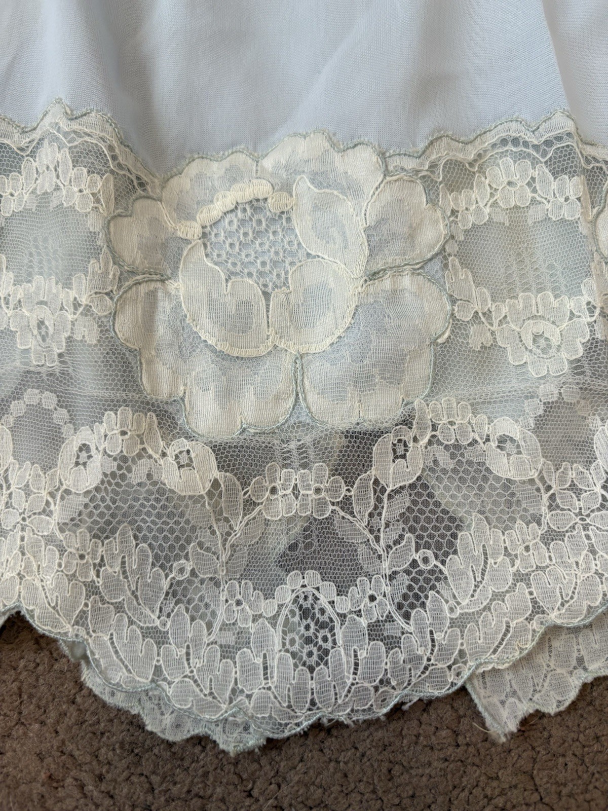 Vintage saramae lingerie 696 Light blue slip Lace Trim Slit Has Stain Sz Medium