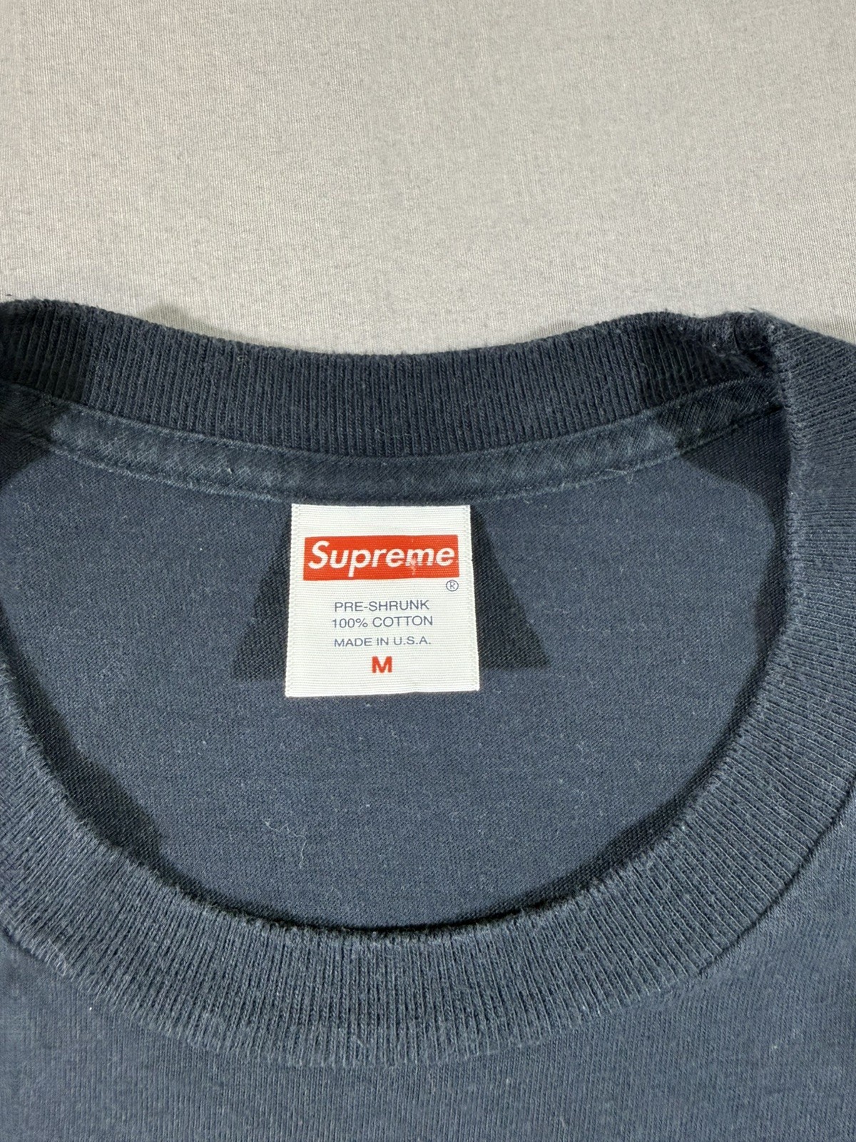 Supreme Cut-Outs Navy Graphic T-Shirt FW18 Size Medium
