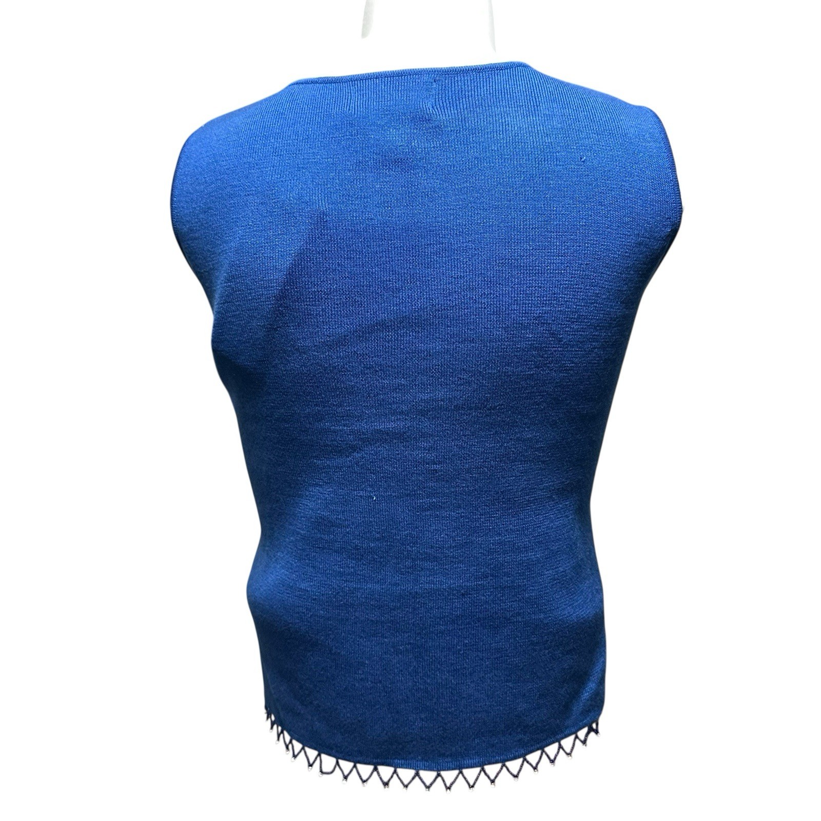 Requirements NWT Women’s Large Top Blue Sleeveless Beaded Fringe Shirt New