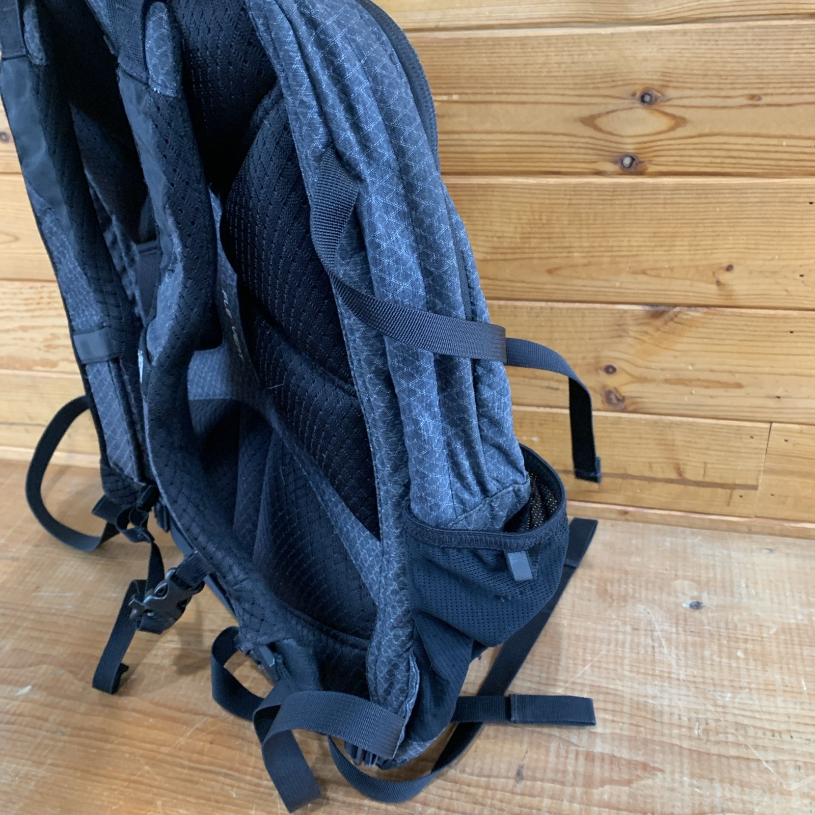 North Face Recon Backpack Mens Large FlexVent Laptop Hiking School Bag