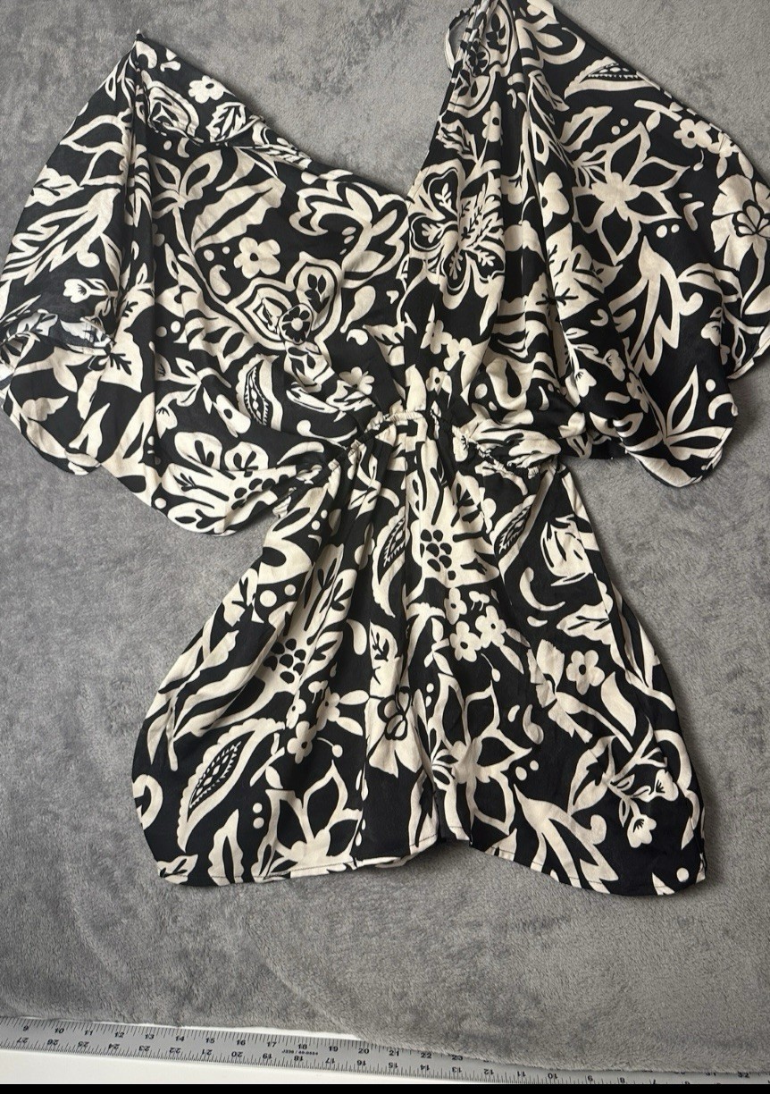 Romper Black Beige White Print Long Sleeve Keyhole Back Womens Large L