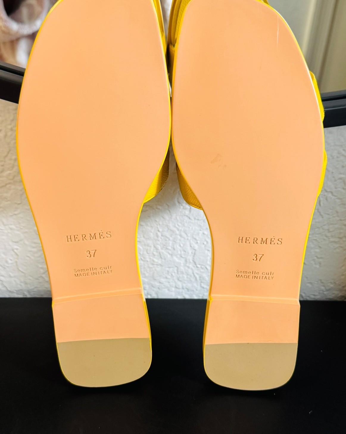 Women’s Yellow Leather Slide Sandals Slip-On Logo Accent EU 37 US 7