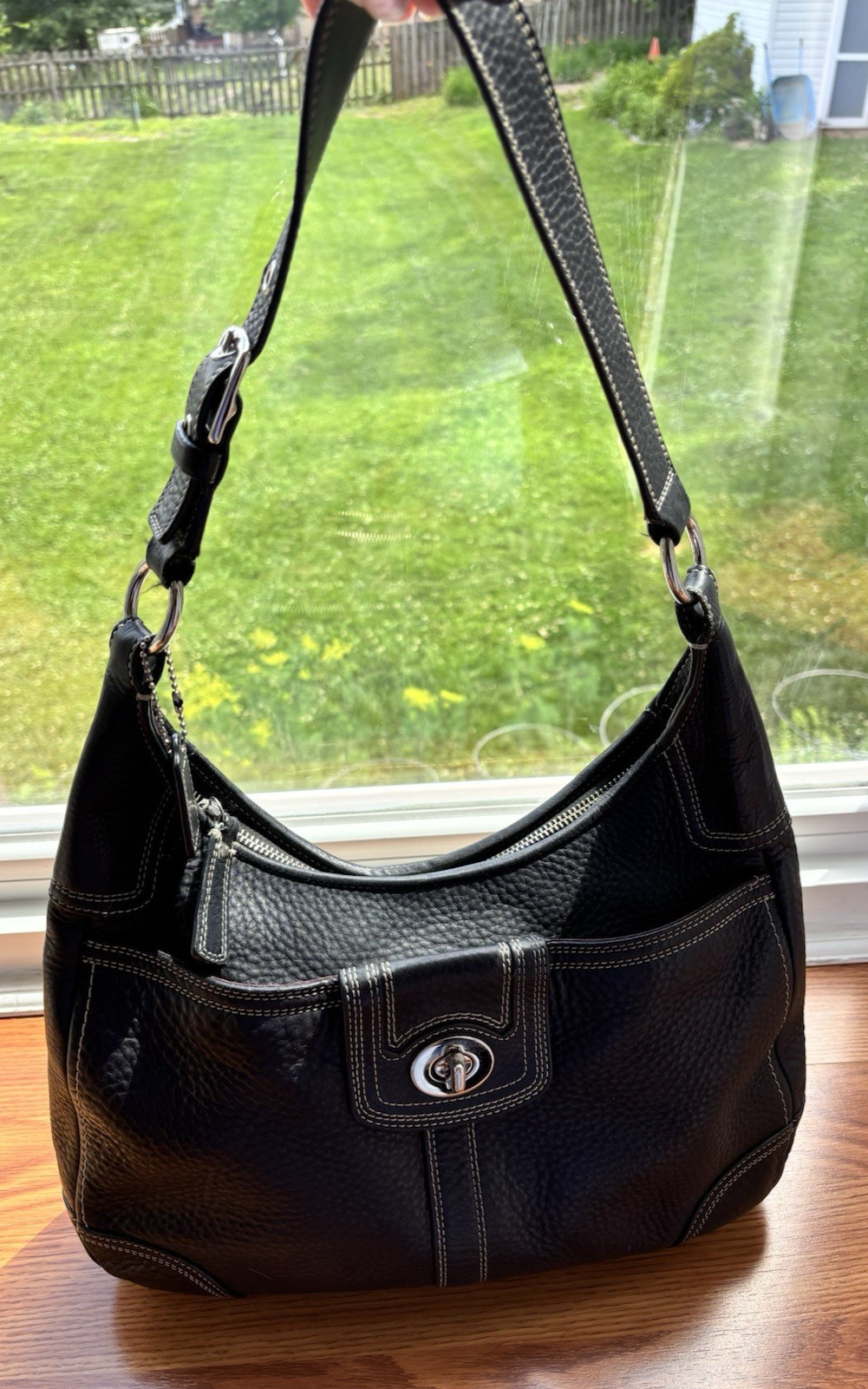 Coach Black Womens Pebbled Shoulder Bag Turn Lock F13956-See Description