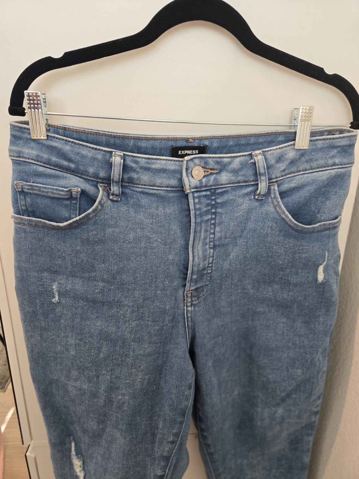 Express Women’s Blue Distressed Skinny Jeans Mid Rise Slim Fit Medium Wash