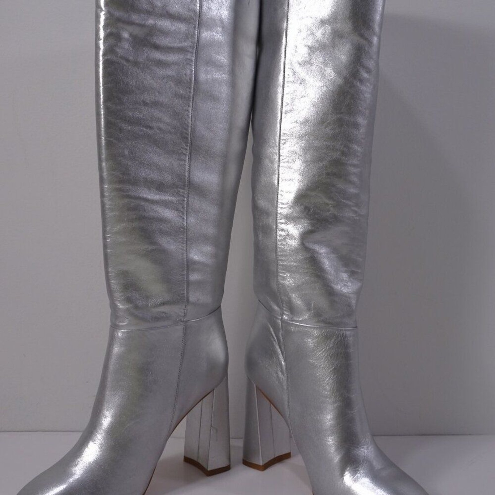 Cynthia Rowley Women’s Chloe Leather Tall Silver Boot Boots Sz 6 NWOB 498 IRRG