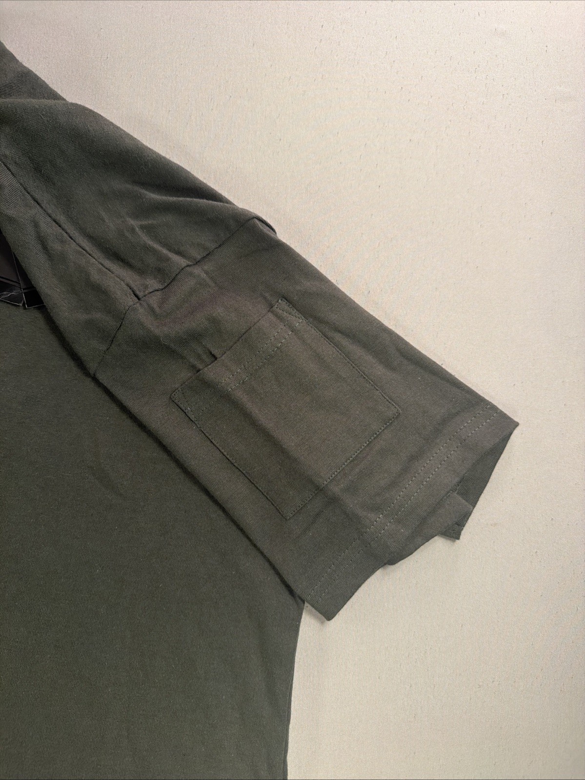 NWT WXYZ MFG CO Mens Medium Olive Green Boxy Utility Fit Limited Edition T-Shirt