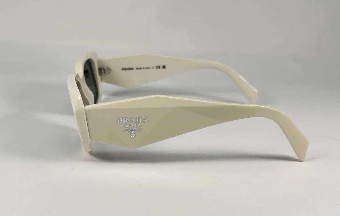 Authentic PRADA SPR 17W 49[]20 142-5S0 Talc Dark Gray Sunglasses