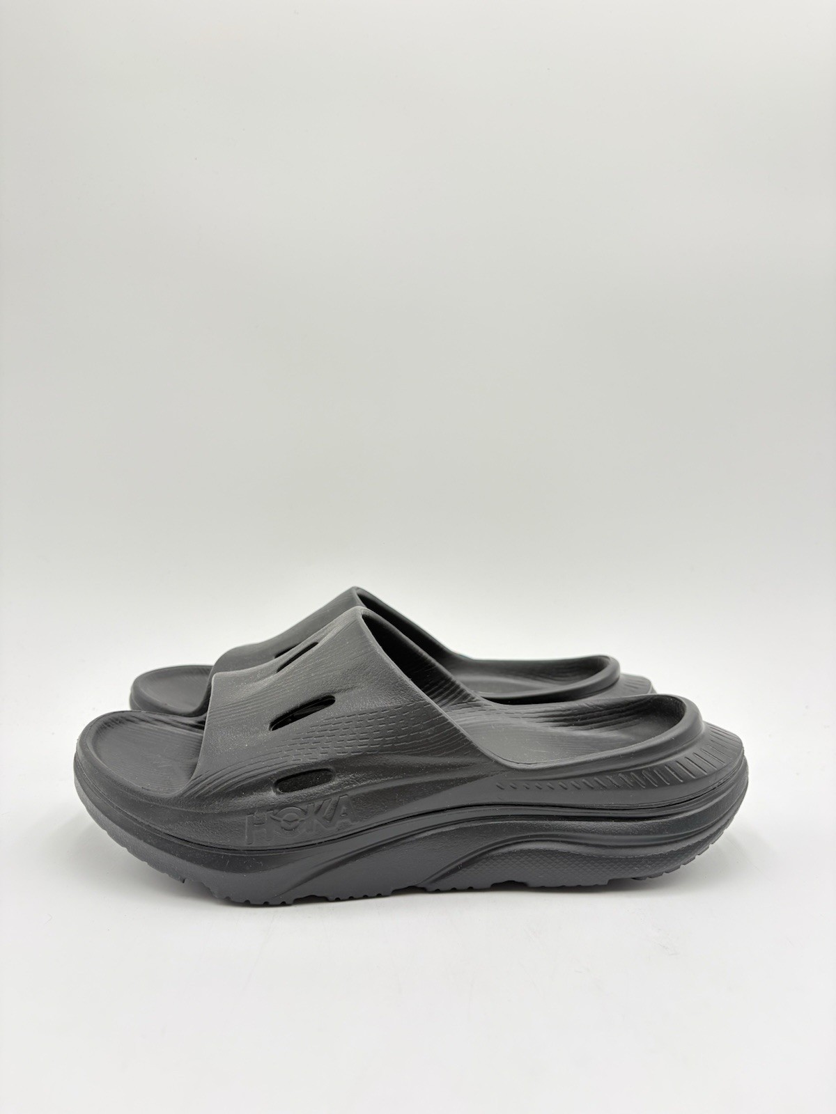 Hoka One One Unisex Ora Recovery Slide 3 Size W6/M4 Black |1135061-BBLC|