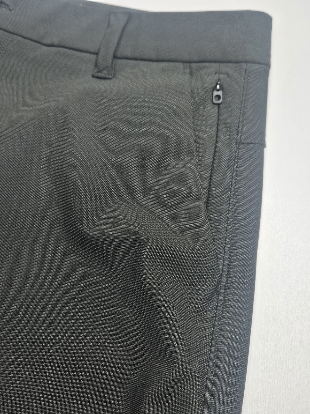 7D 7Diamonds Infinity Olive Green Shorts Men’s 30 Flat Front