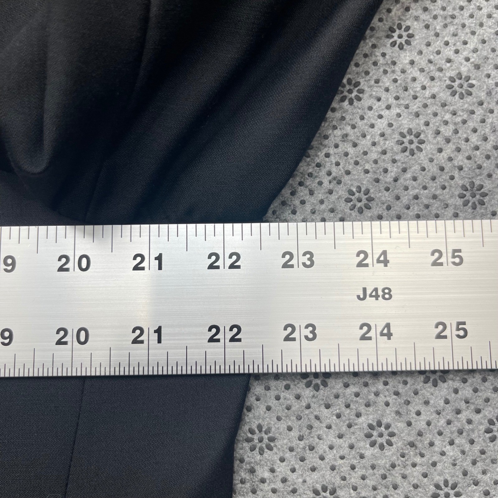Brooks Brothers Mens 42R Black Wool Tuxedo Jacket Satin Peak Lapel Made in USA