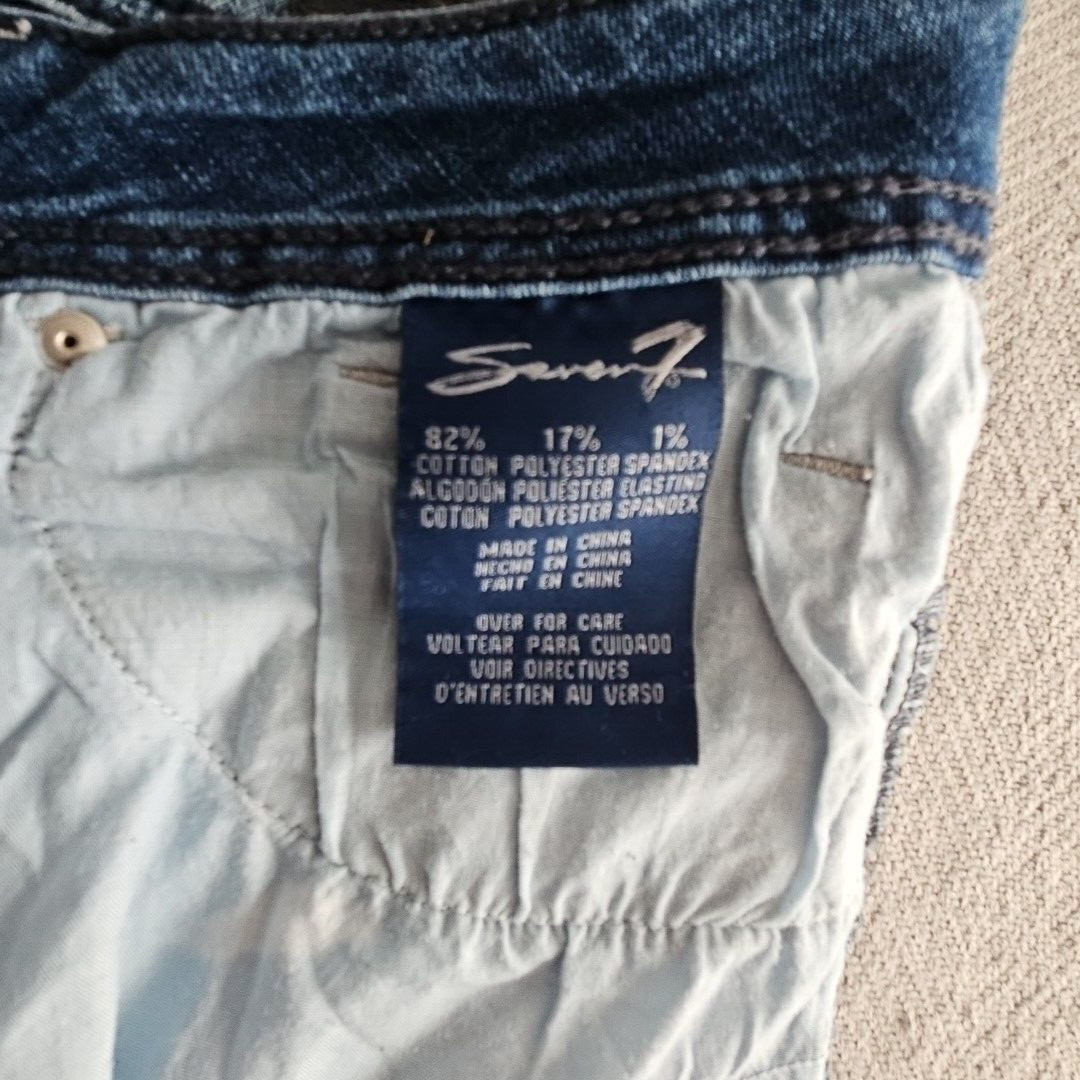 Seven7 Jeans Women’s Size 14 (32×26) Blue Slim Boot Embroidered Pockets