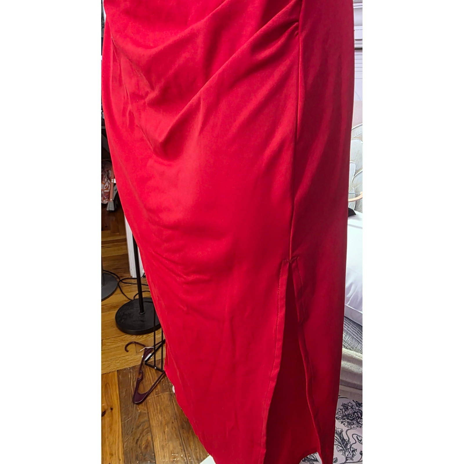 Halara Red Ruched Side Slit V-Neck Bodycon Midi Dress Small NWT
