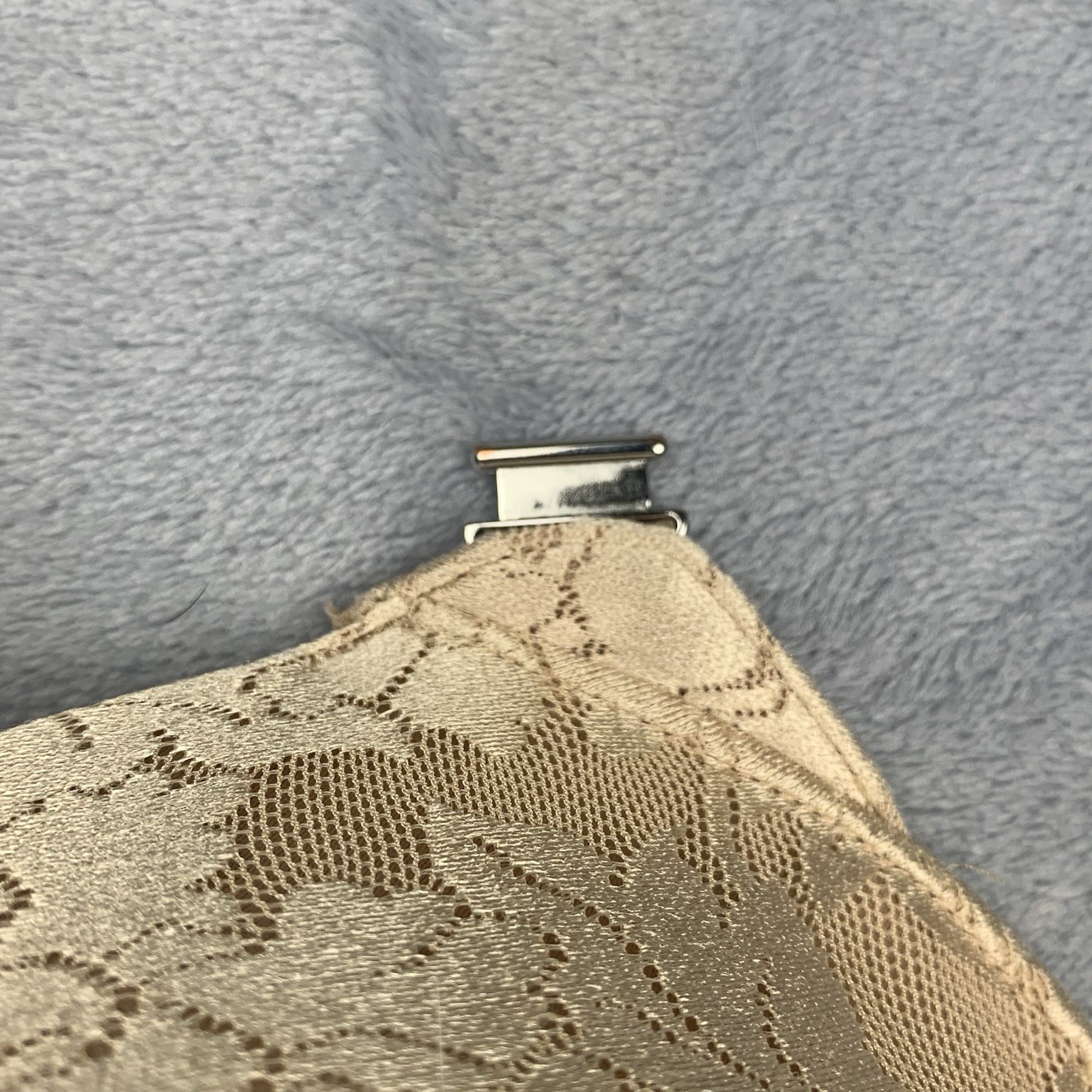 Soma Vanishing Back Full Coverage Bra Size 36G Front Closure Floral Lace Beige