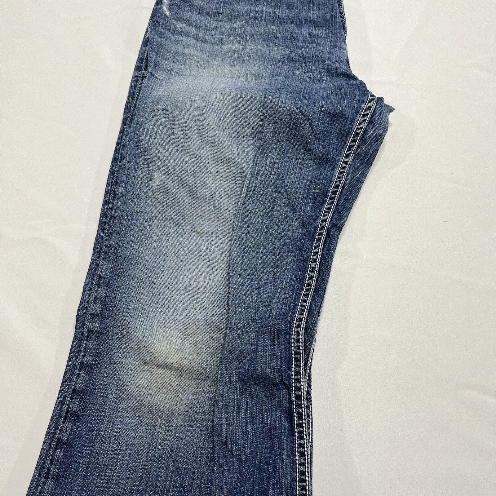 Men’s Buckle BKE Tyler Size 32R (30×30”) Denim Blue Jeans Distressed Frayed Cuff
