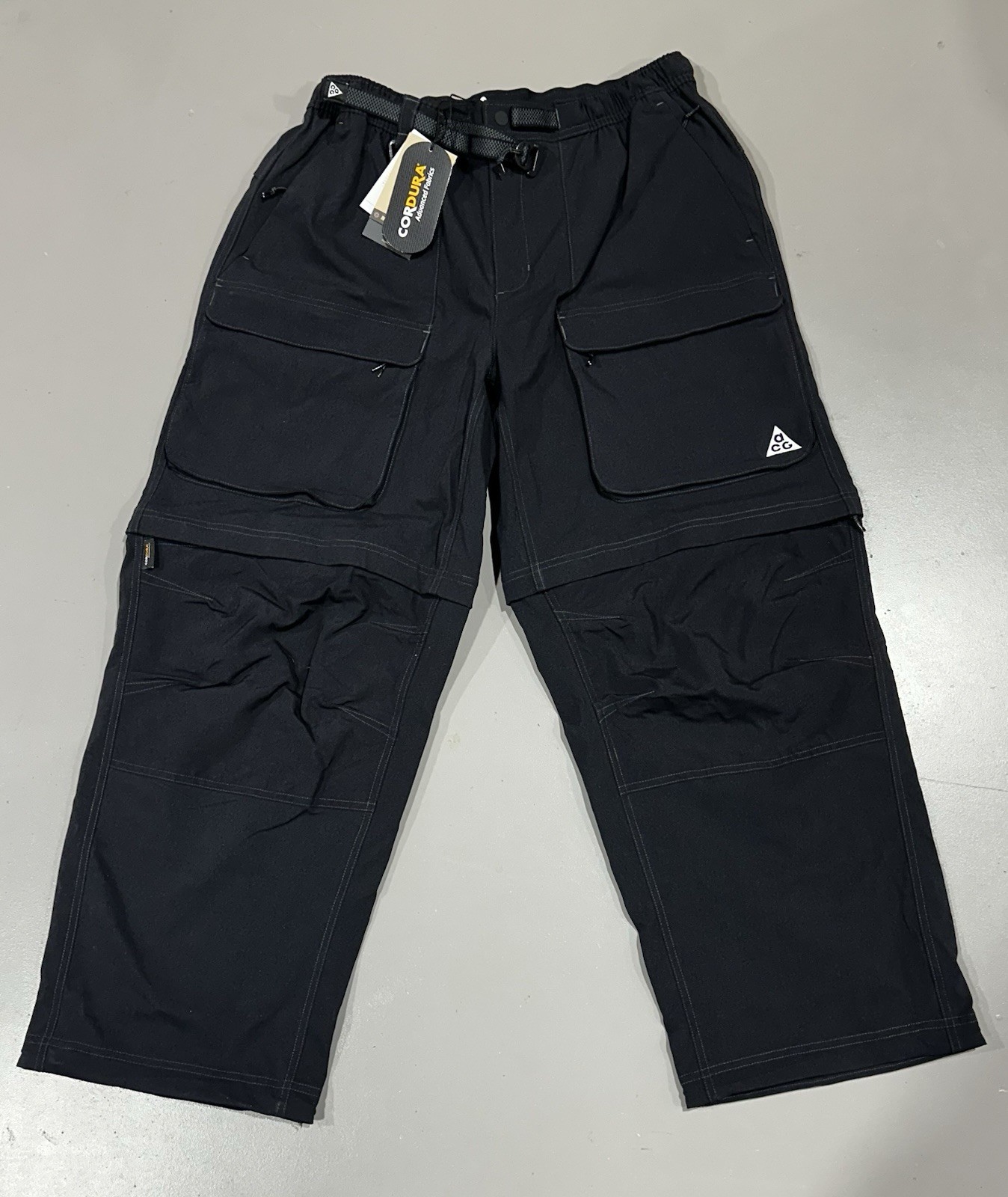 Nike ACG Smith Summit Cargo Pants Black HV0591-010 Men’s Size medium