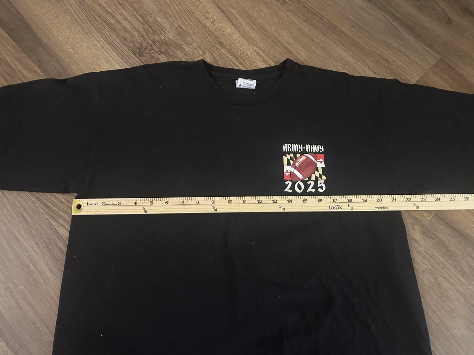 2025 Army Vs. Navy Football Black Graphic Made in USA Tshirt MD Size Large