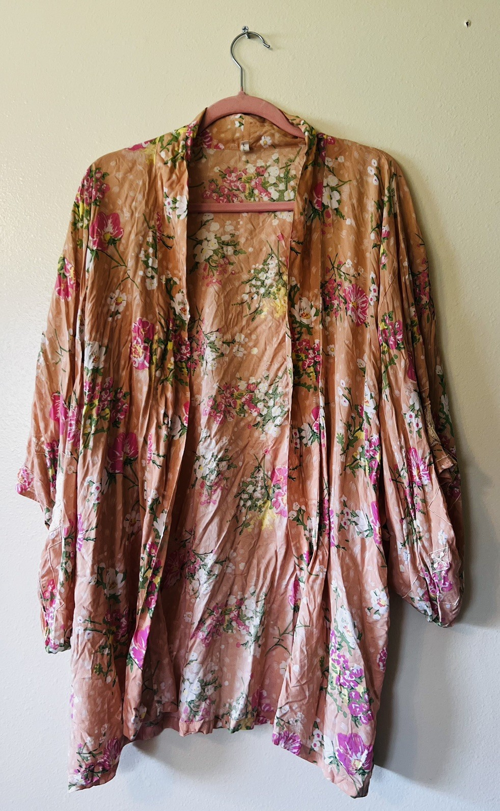 Spell & the Gypsy Sundancer Blush Short Robe Kimono Sz OS Missing Belt