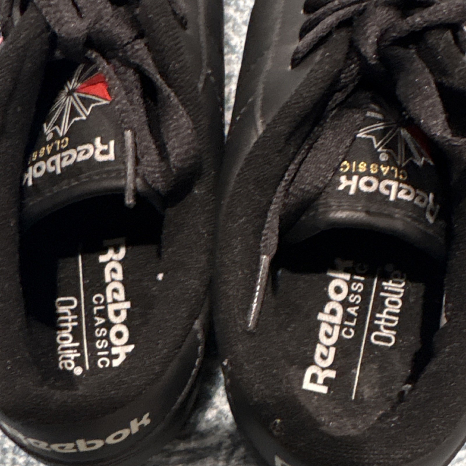Reebok Classic Black Lace Up Low Top Cushioned Sneakers Rubber Sole 1Y3501-816