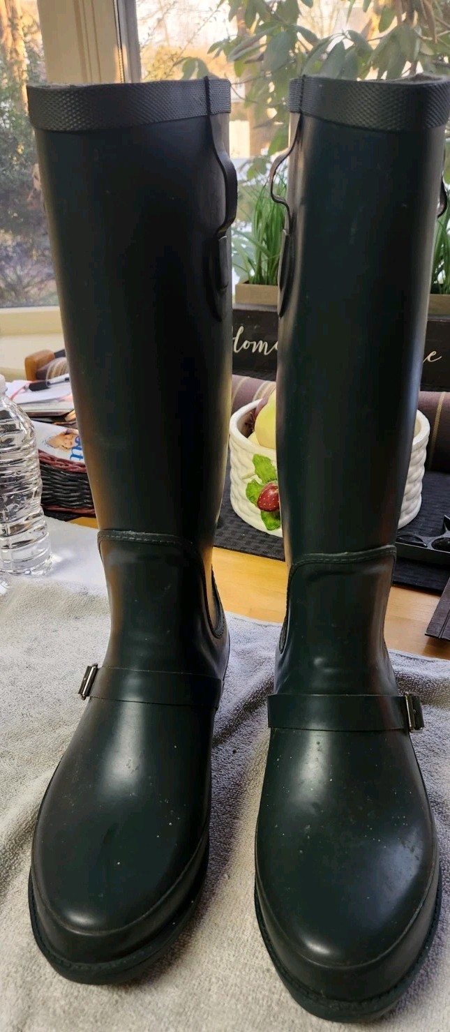 LL Bean Wellie Rubber Rugged Slip On Waterproof Boots Green Womens 11 Medium