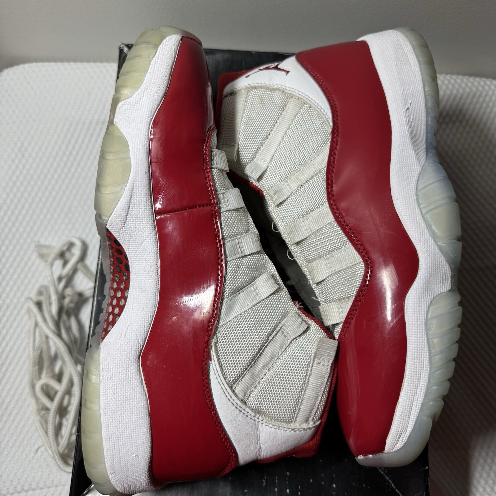 Jordan 11 Retro High Cherry 8 Pre-Owned CT8012-116 Red White W Box Lace Issue