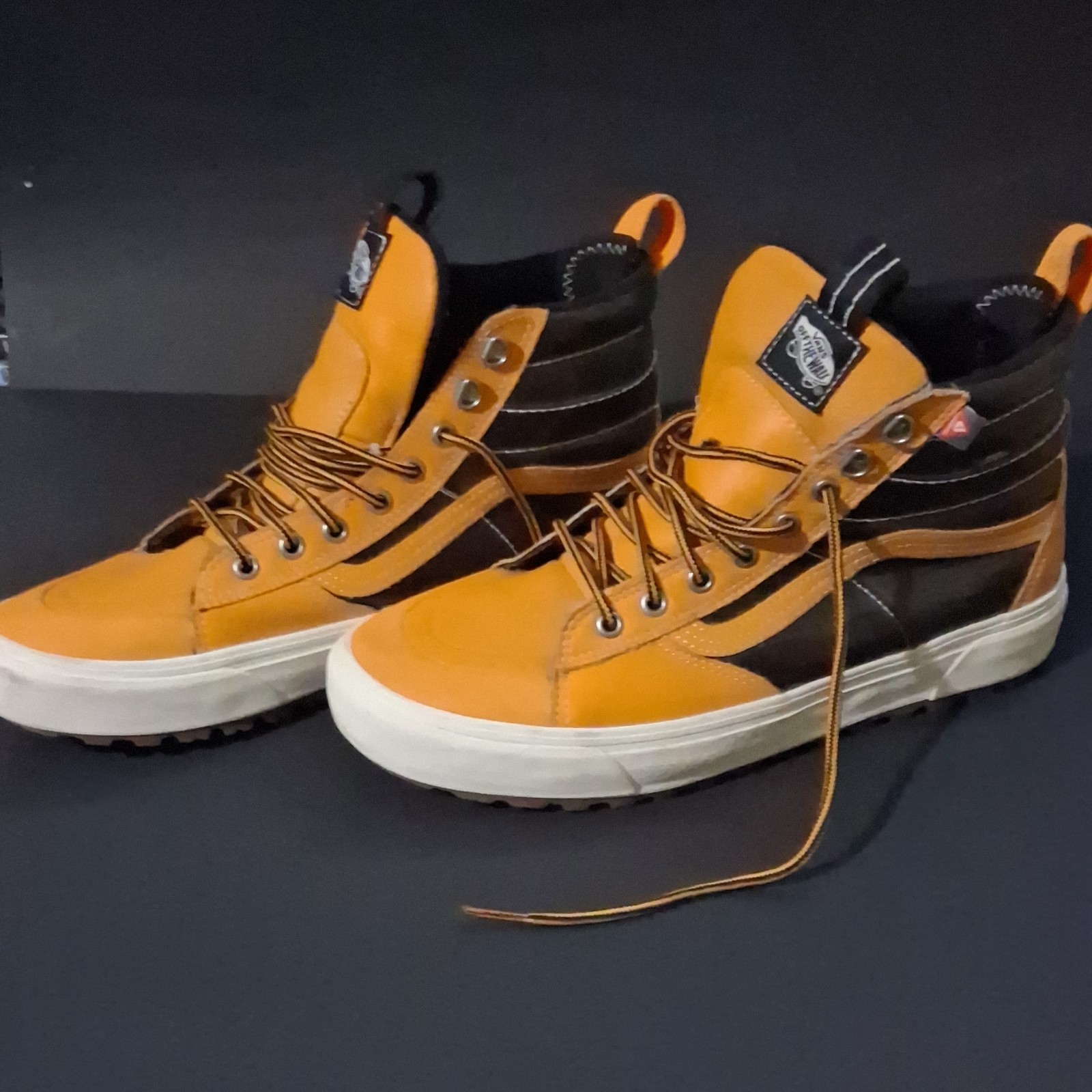 VANS Off The Wall UltraCush High Top Bullhide Leather Sneakers Brown/Black 10.5