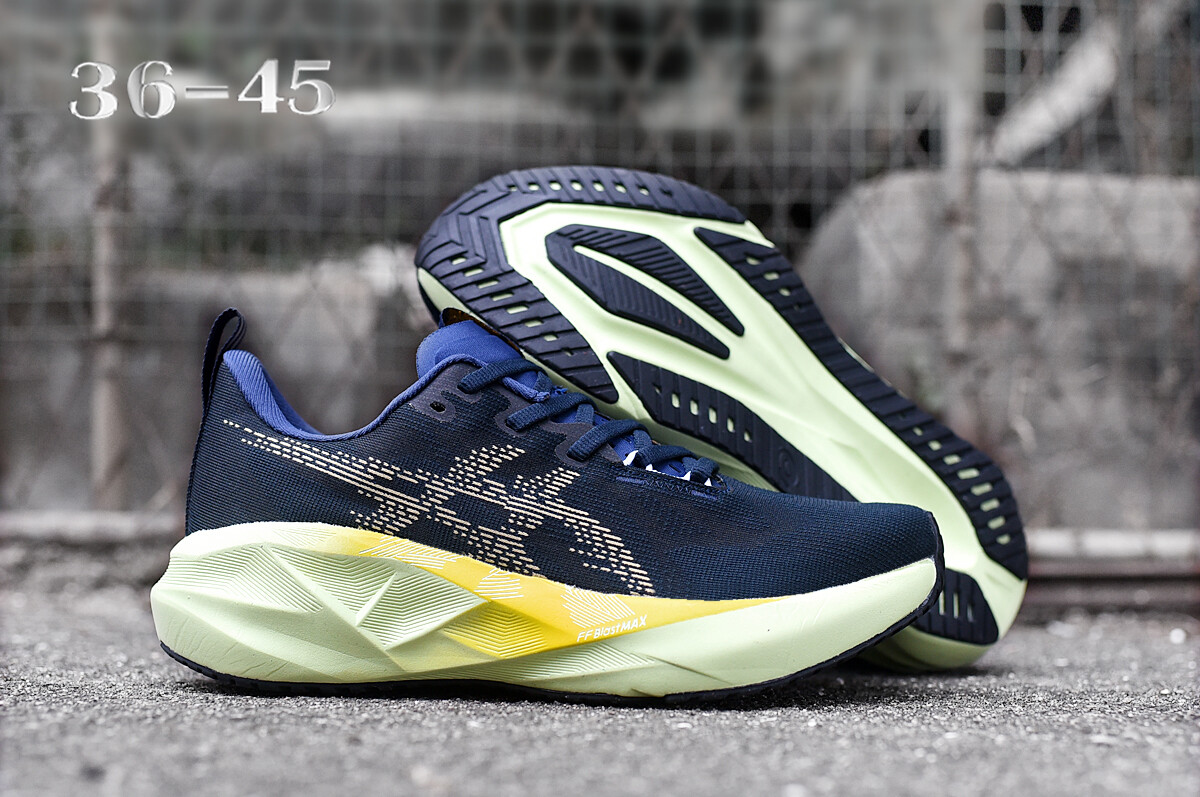 Novablast 5 Men Shoe Comfort Lifestyle Sneaker