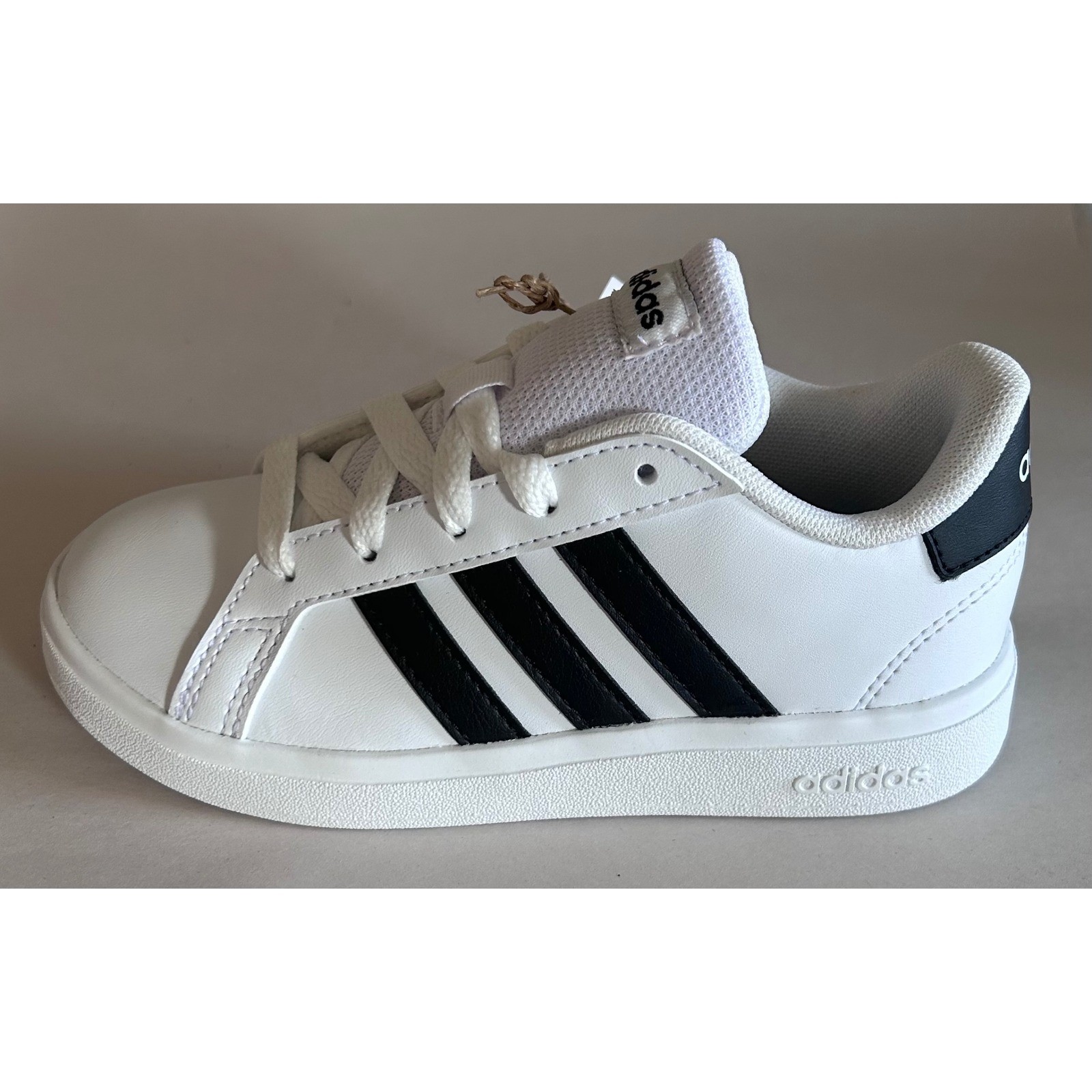 Adidas Grand Court 2.0 K Kids Sneakers White Black GW6511 Size 11.5K