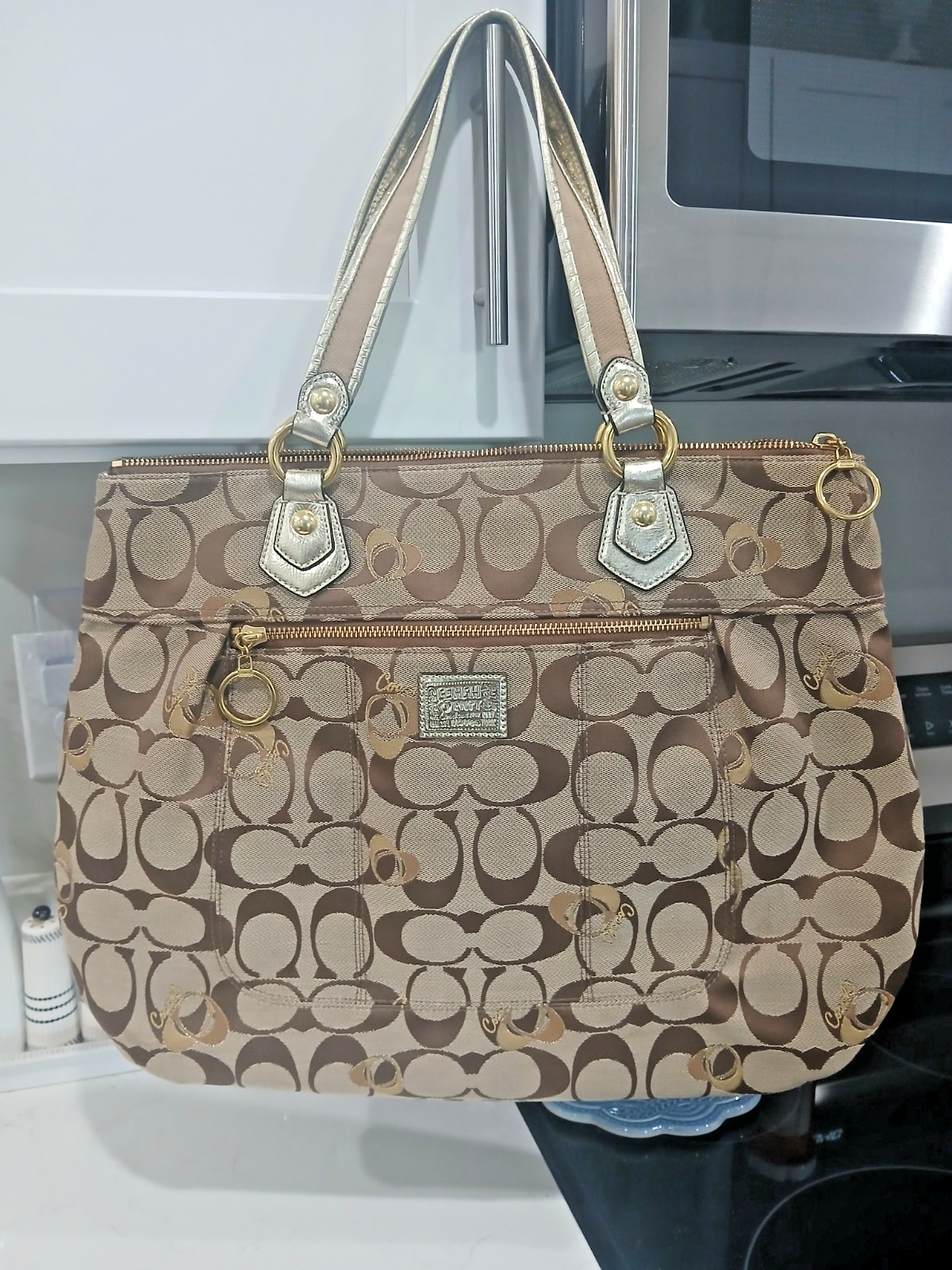 COACH Poppy Glam Tote Signature Logo – Pristine Condition