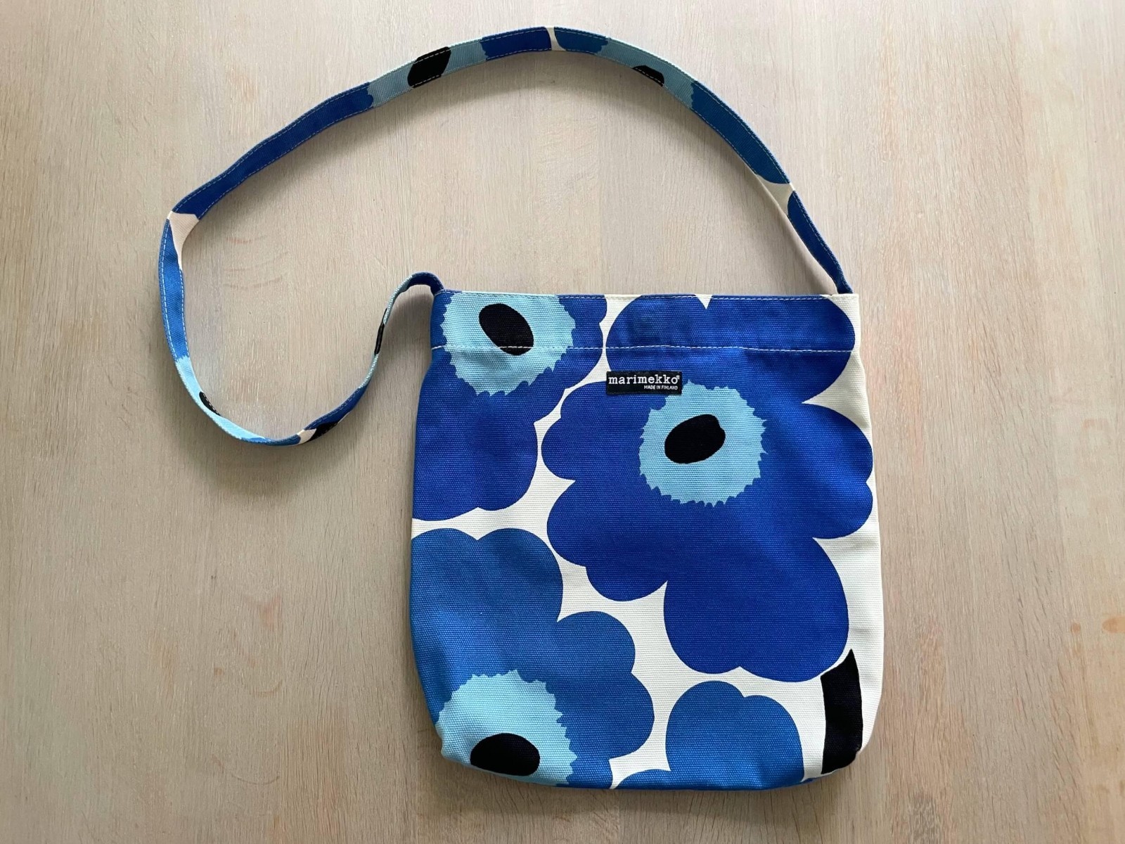 Blue MARIMEKKO Unikko Vintage Canvas Shoulder Bag, Floral Poppy Crossbody bag