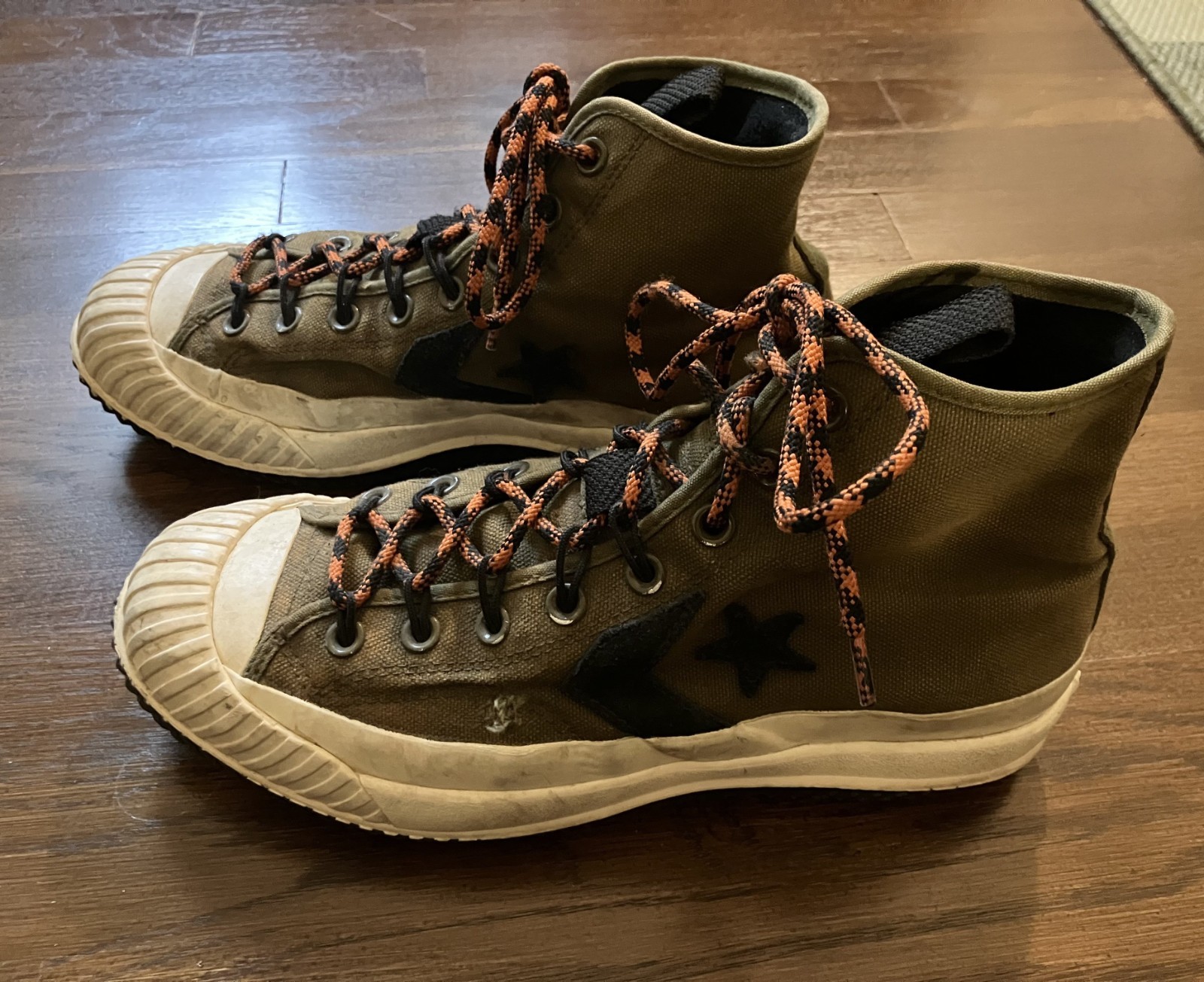 Size 9 – Converse Bosey MC High Olive