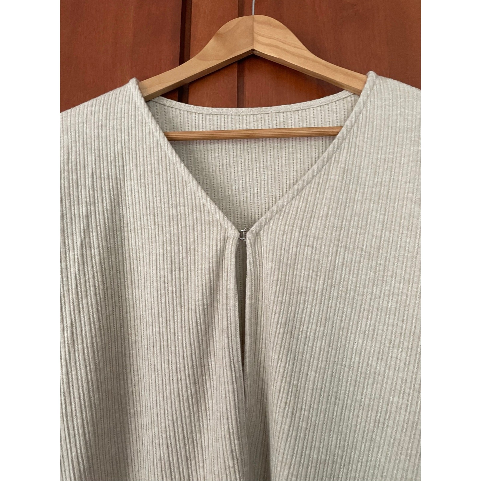 OGL Flare Cardigan Sweater Rib Knit Tan Size Large NEW