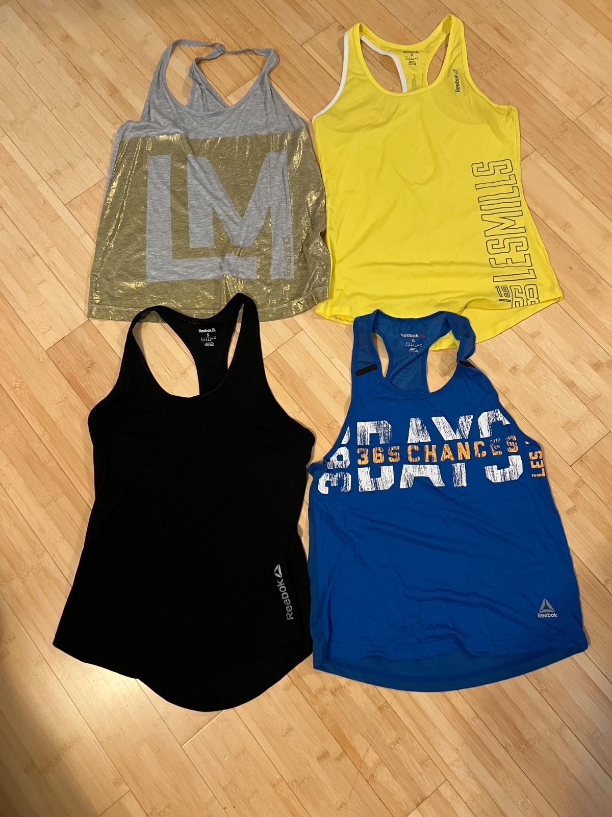 Reebok les mills size S shirts (4)