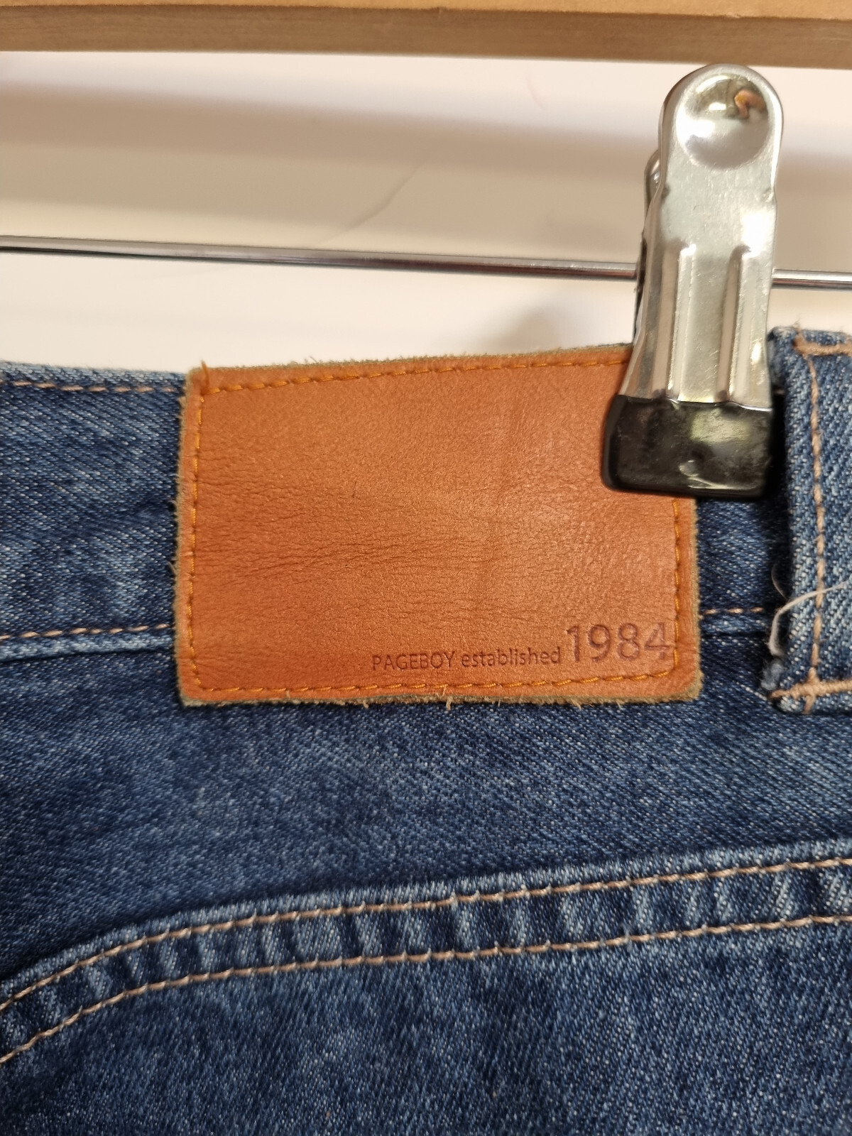 Alicia Pageboy Jeans Size S Waist 27 in Wide Leg Button Fly Raw Hem