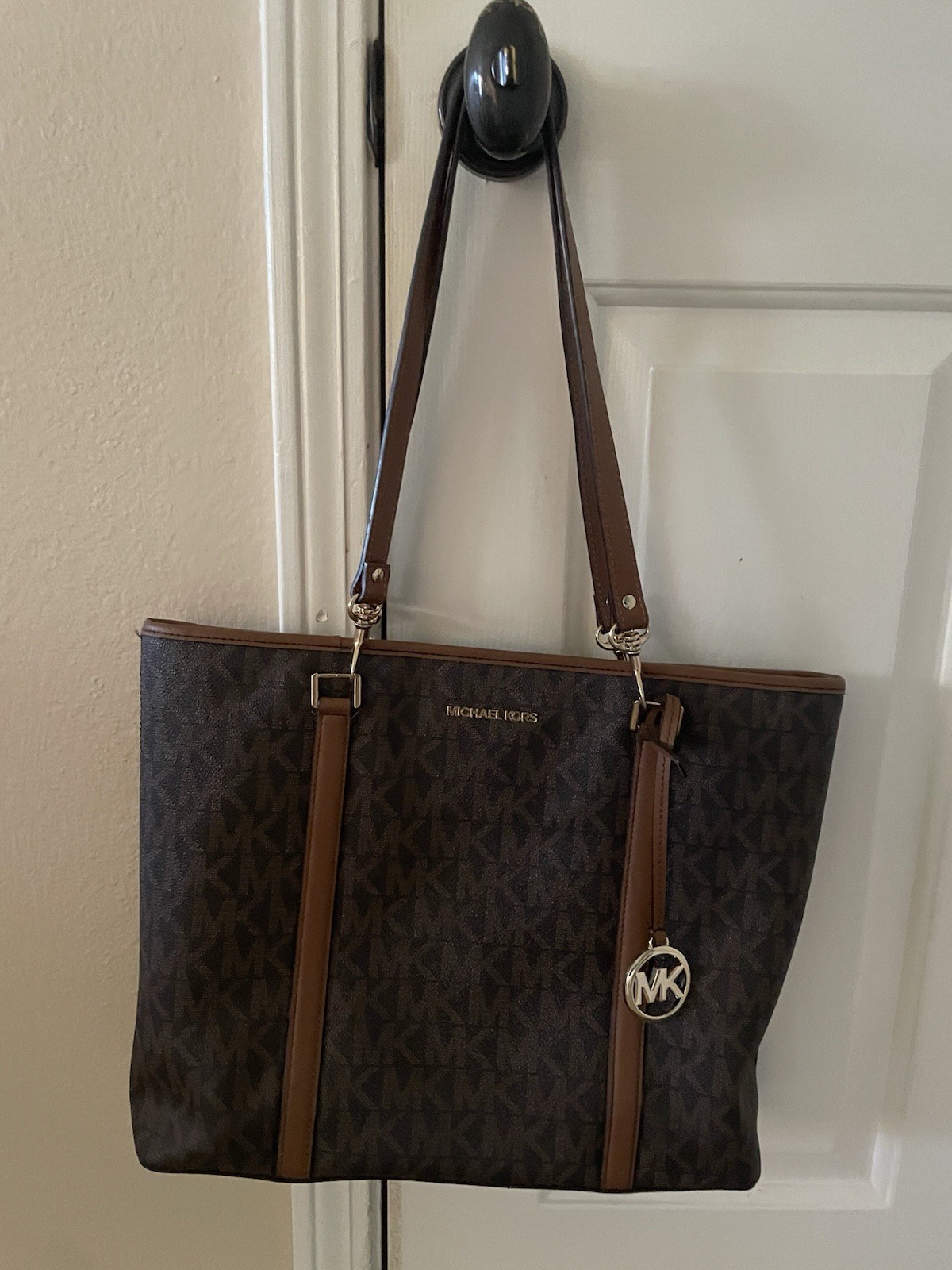 Michael Kors Monogram Logo Brown Zip Top Medium Tote Gold Hardware