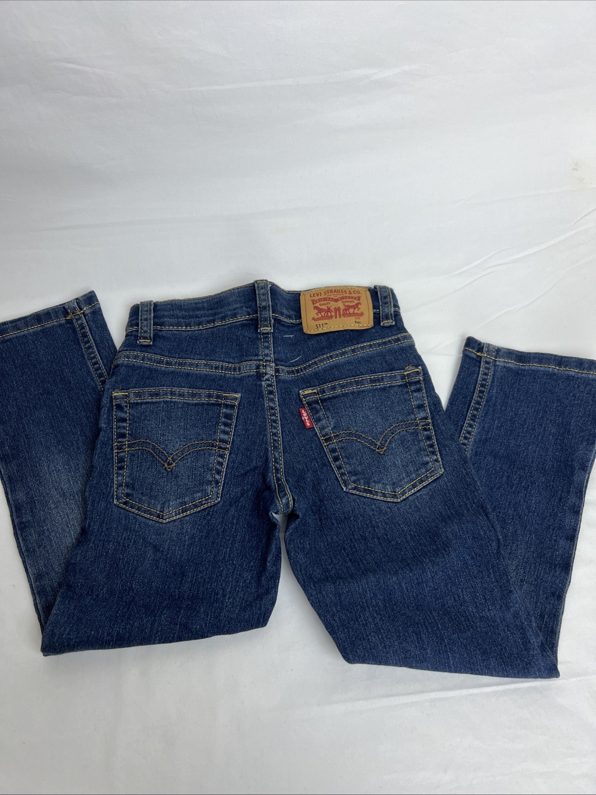 Levi’s Boys 511 Slim Fit Zip Fly & Button Closure Denim Jeans Size 4