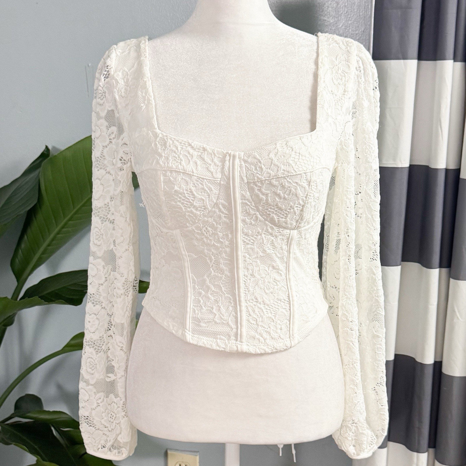 NWT Moa Moa White Lace Corset Top Size Medium Romantic Cottagecore