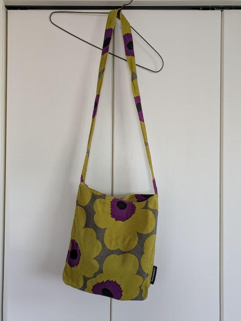 Marimekko Unikko Shoulder Bag 10.6 inch