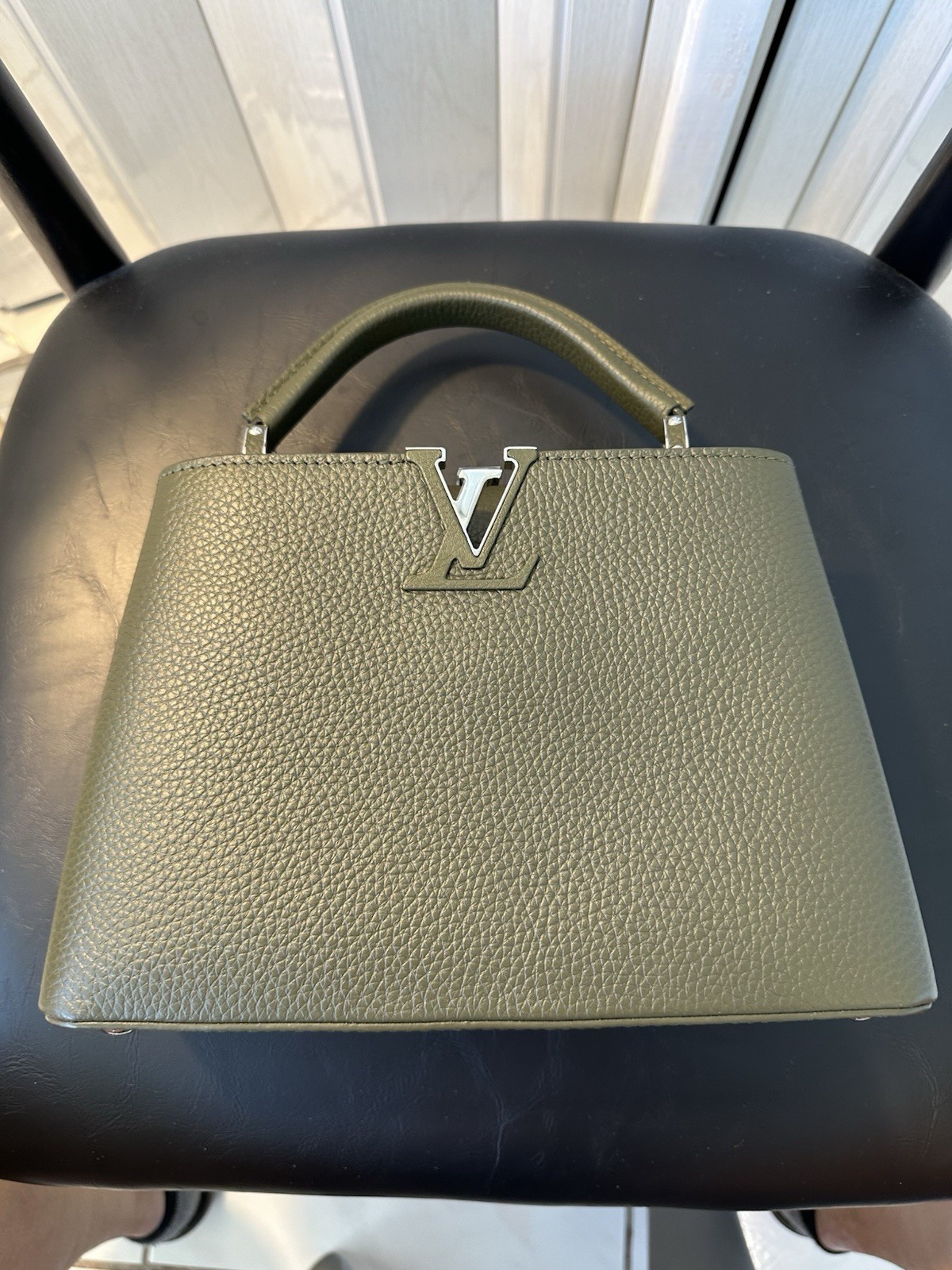 Louis Vuitton Green Top Handle Bag, Zip Closure, Detachable Strap, Silver