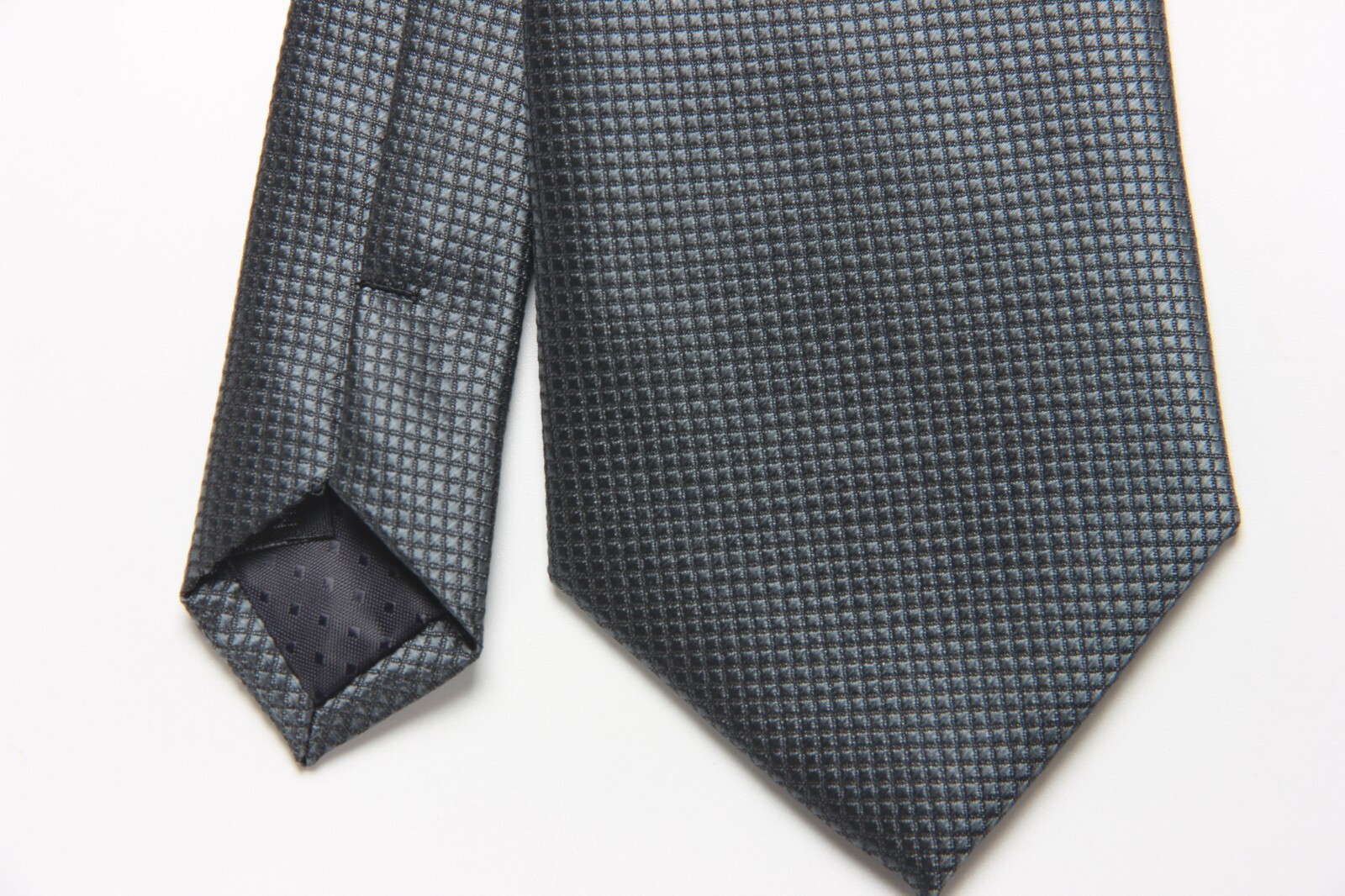 New Classic Checks Plaids Gray JACQUARD WOVEN 100% Silk Men’s Necktie Tie
