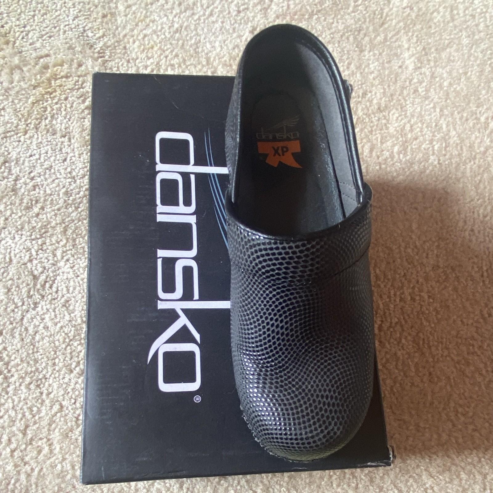 Dansko Professional Cabrio XP Women’s Black Leather Animal Print Clogs EU36 US6