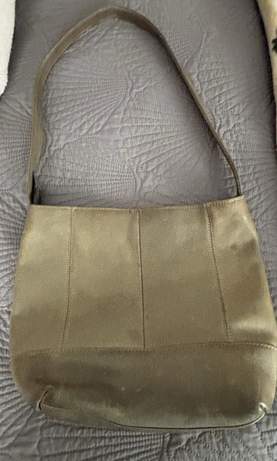 Le Donne Collection Olive Green Soft Leather Bucket Shoulder Bag Vintage
