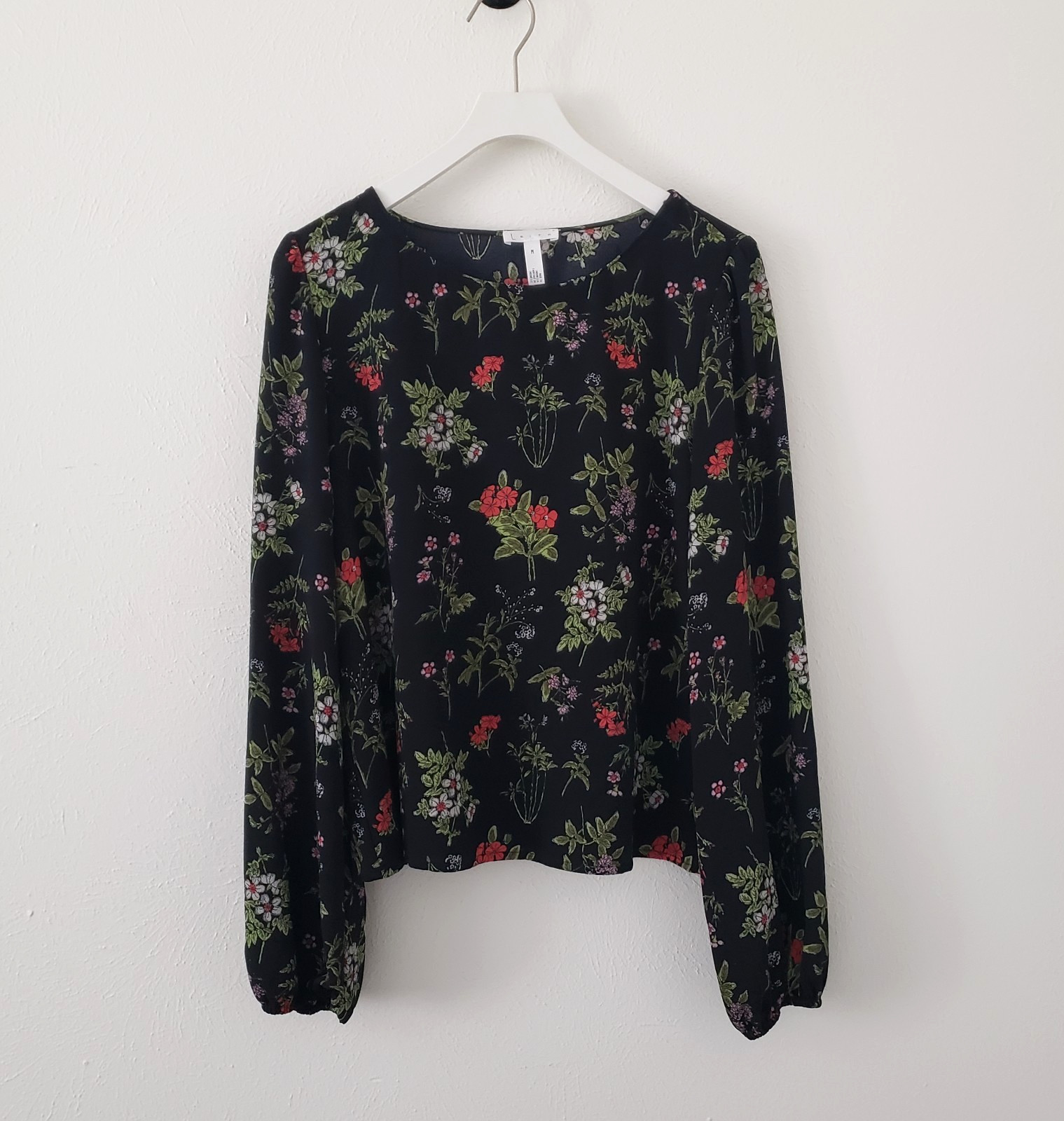 Nordstrom Leith Womens Size Medium Black Floral Blouse Top Long Sleeve Red Green