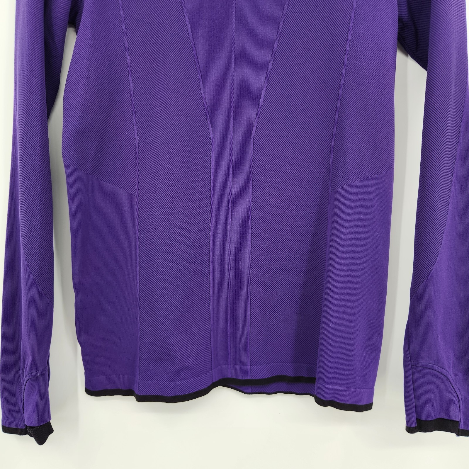 Athleta Flurry Downslope Turtleneck Top Womens Size Medium Purple Ribbed