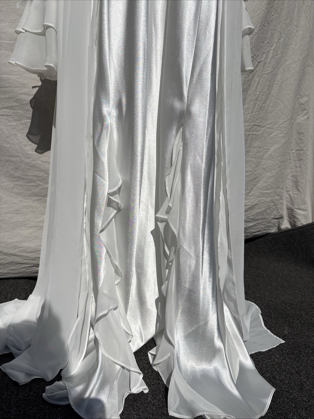 Stunning In Bloom by Jonquil Ivory Bridal Robe Chemise Set L New With Tags