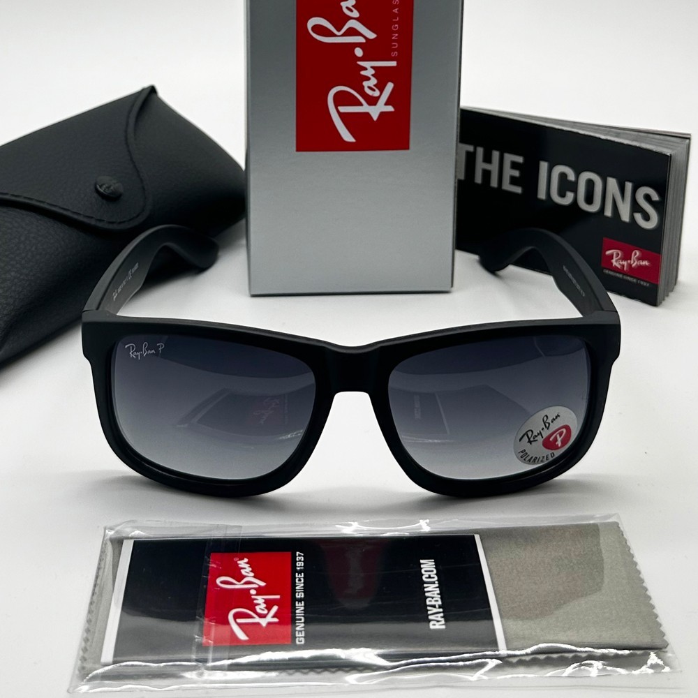 54mm Ray-Ban Justin RB4165 622/T3 Matte Black/Gray Gradient Polarized Sunglasses